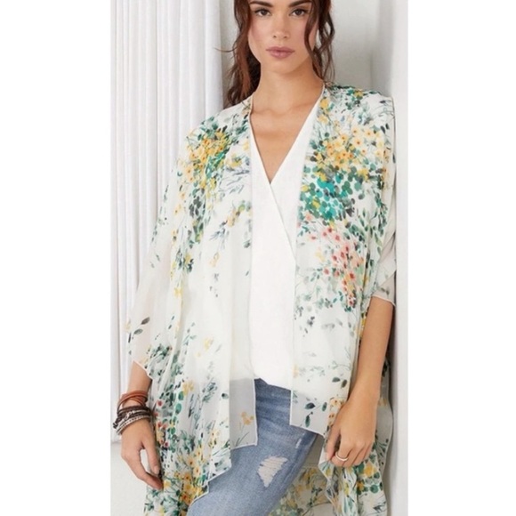 Karen Kane Open Front Sheer Floral Kimono - Picture 2 of 5